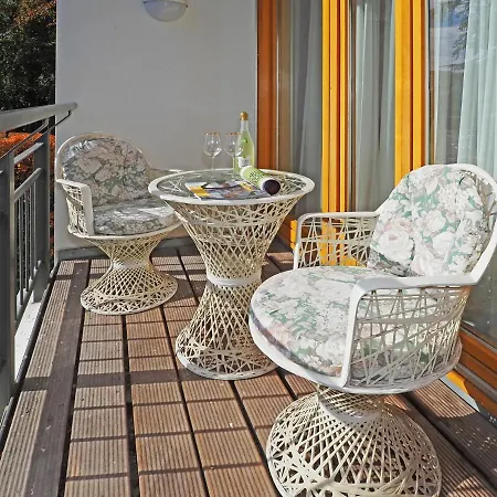 Kaiservillen - 1-raum-ferienwohnung Mit Balkon Dr3 Apartmán *