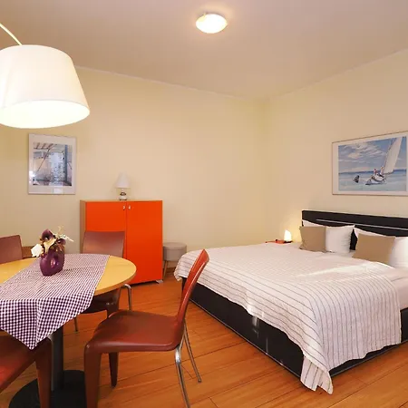 Kaiservillen - 1-raum-ferienwohnung Mit Balkon Dr3